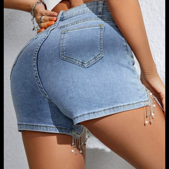 NWOT Rhinestone fringe denim shorts - Picture 14 of 14